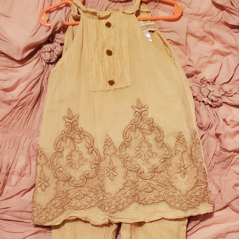 WDW Gold Gigi